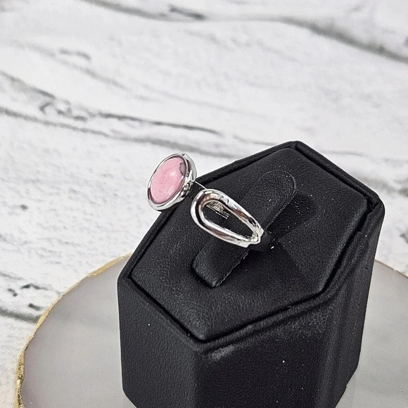 Round Pink Adjustable Fashion Ring  A29 - Picture 2 of 6
